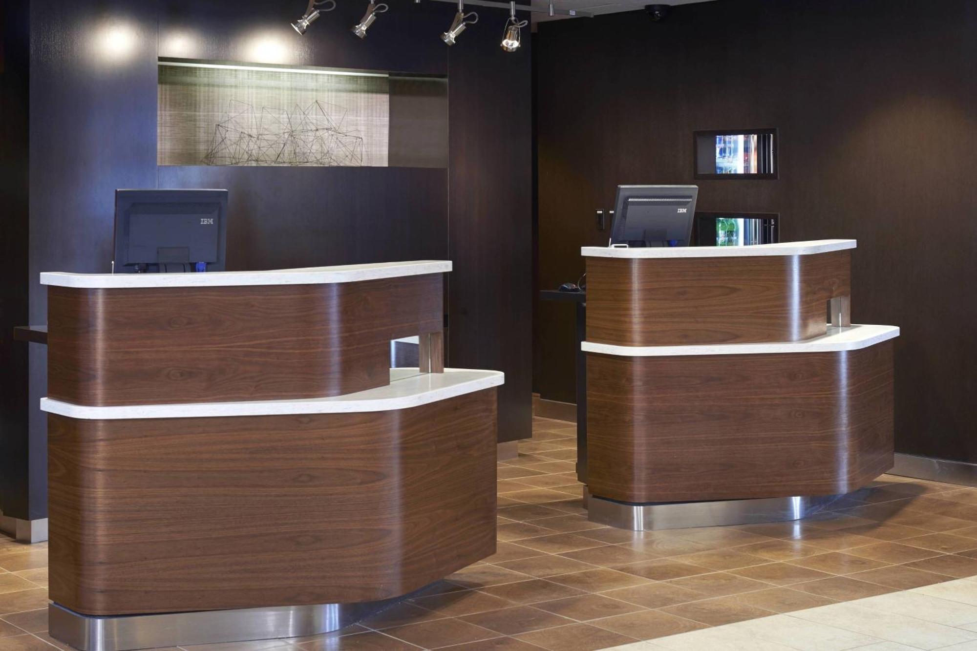 Hotel Courtyard By Marriott Detroit Troy
