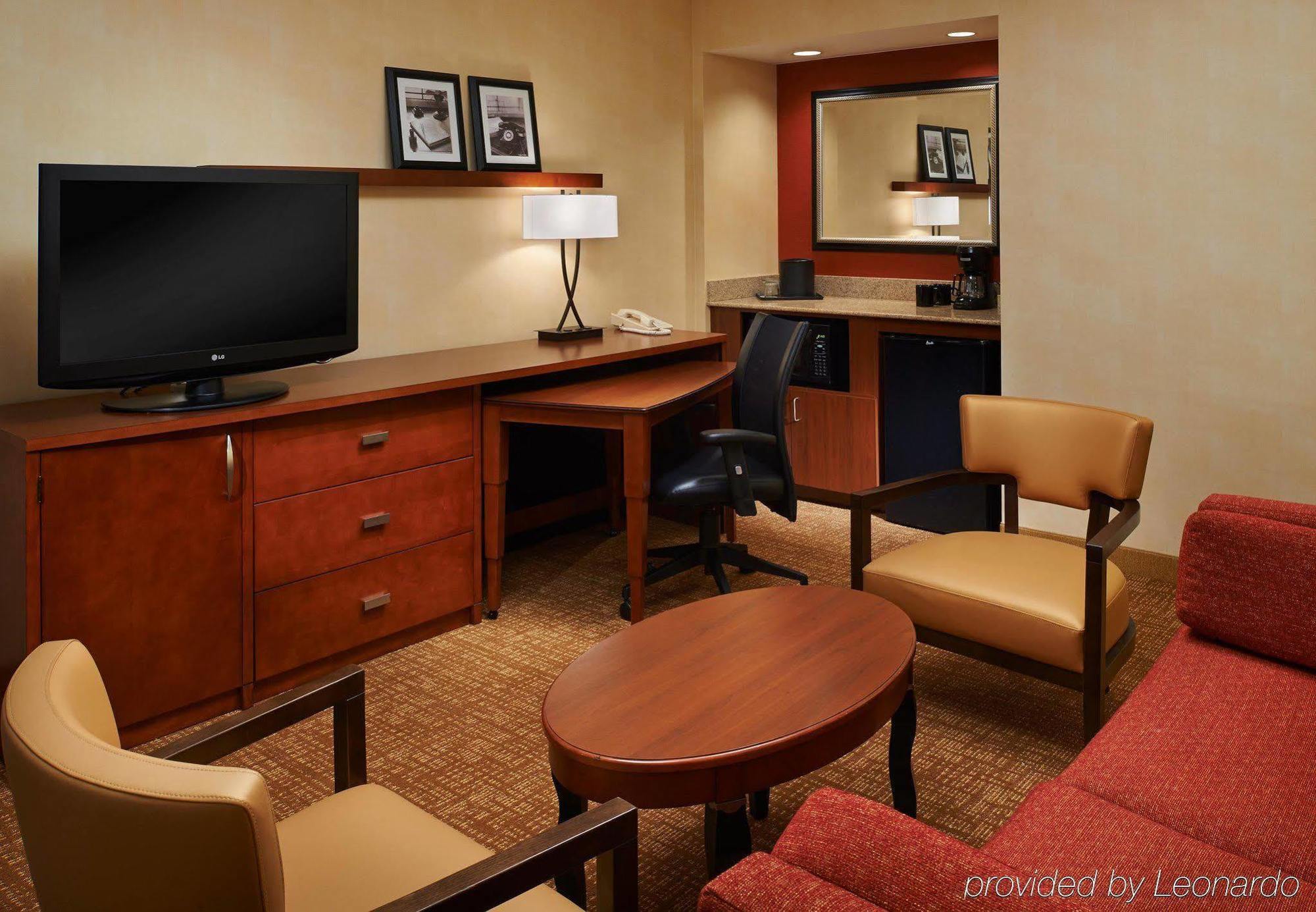 Hotel Courtyard By Marriott Detroit